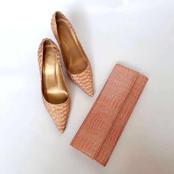 CAVALLINI Leather Pumps with Pointy Toe in Iridescent Pink Snakeskin - Picture 15 of 15